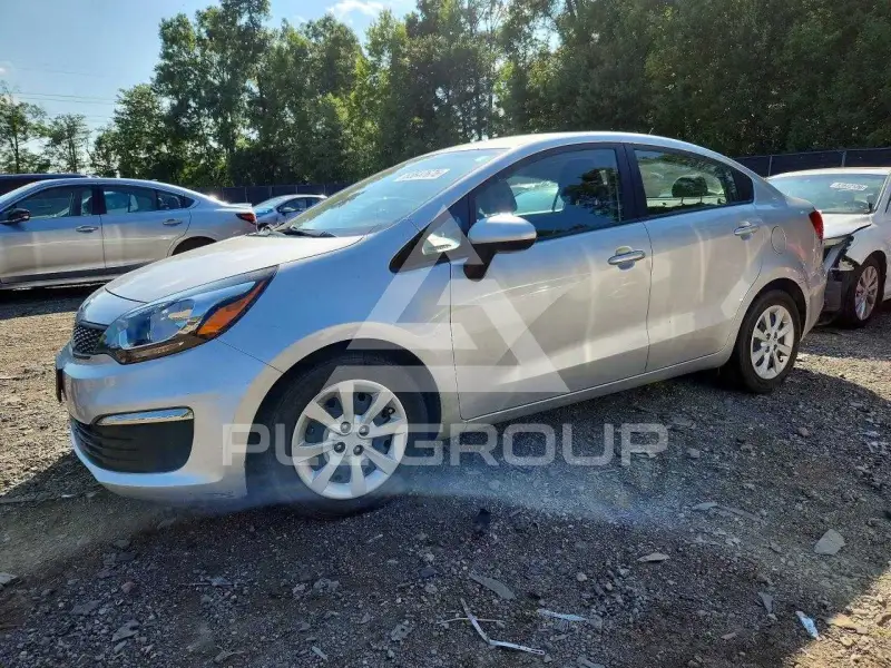 2016 KIA Rio photo