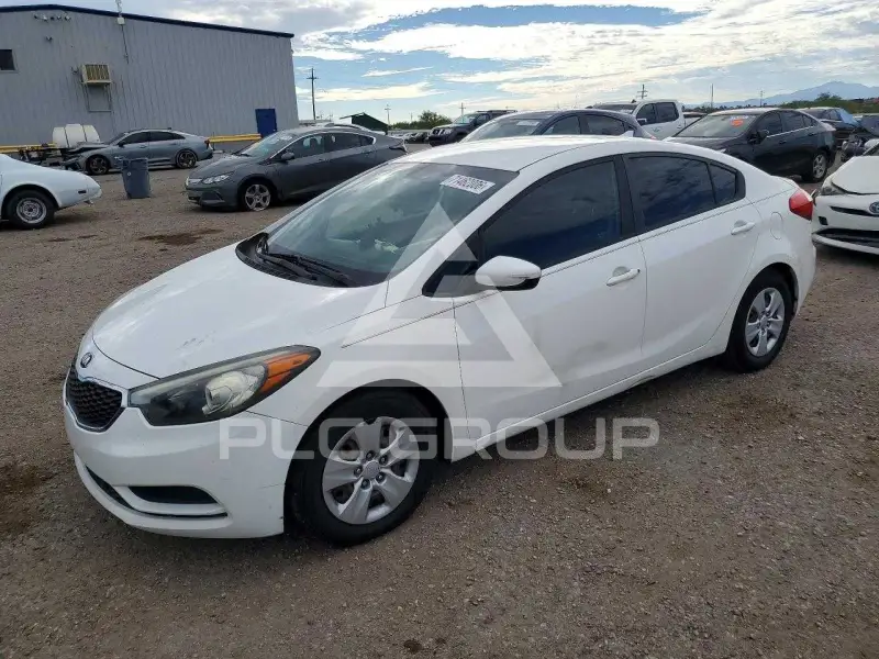 2016 KIA Forte photo