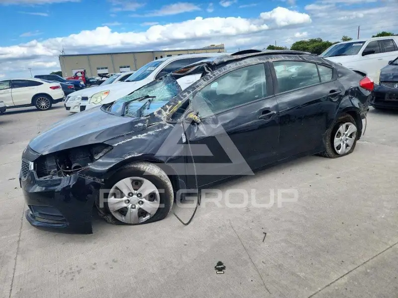 2016 KIA Forte photo