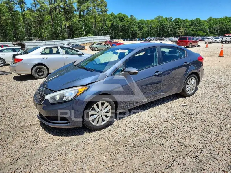 2016 KIA Forte photo