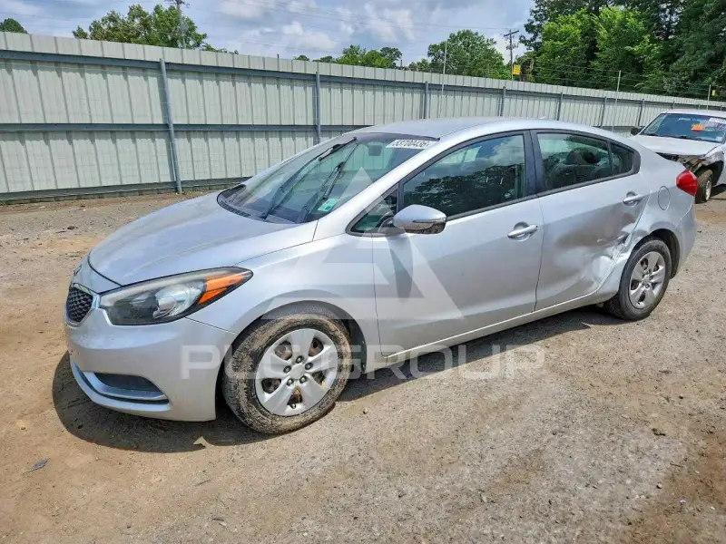 2016 KIA Forte photo