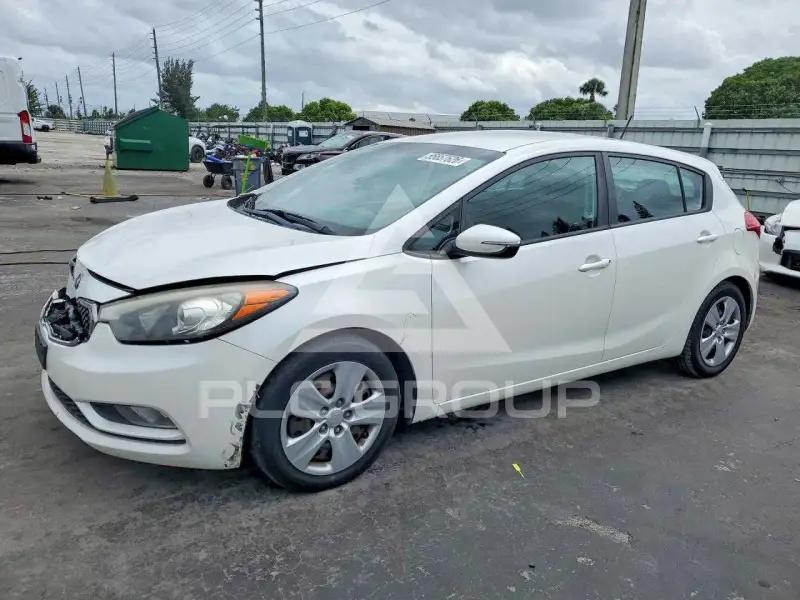 2016 KIA Forte photo