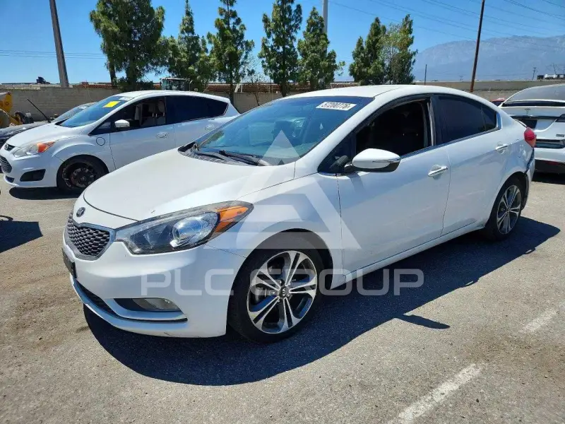 2016 KIA Forte photo