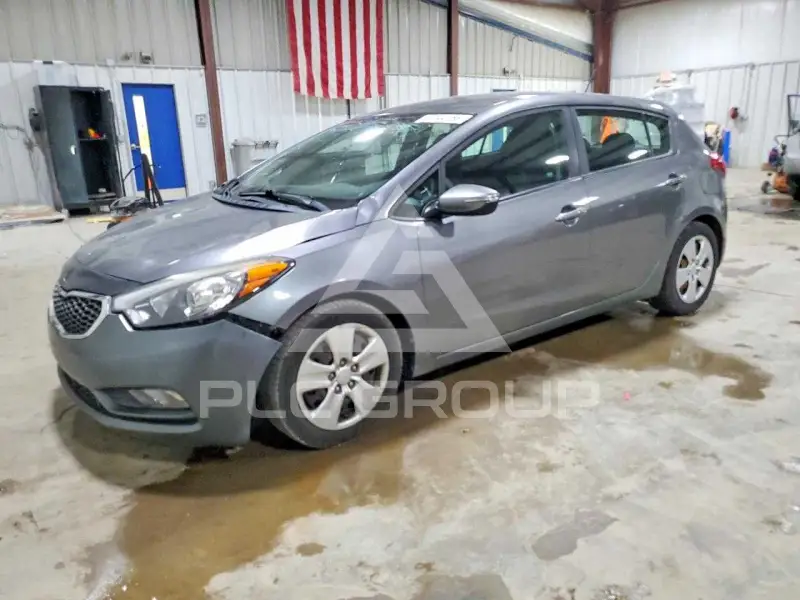 2016 KIA Forte photo