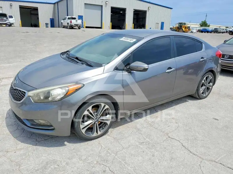 2016 KIA Forte photo
