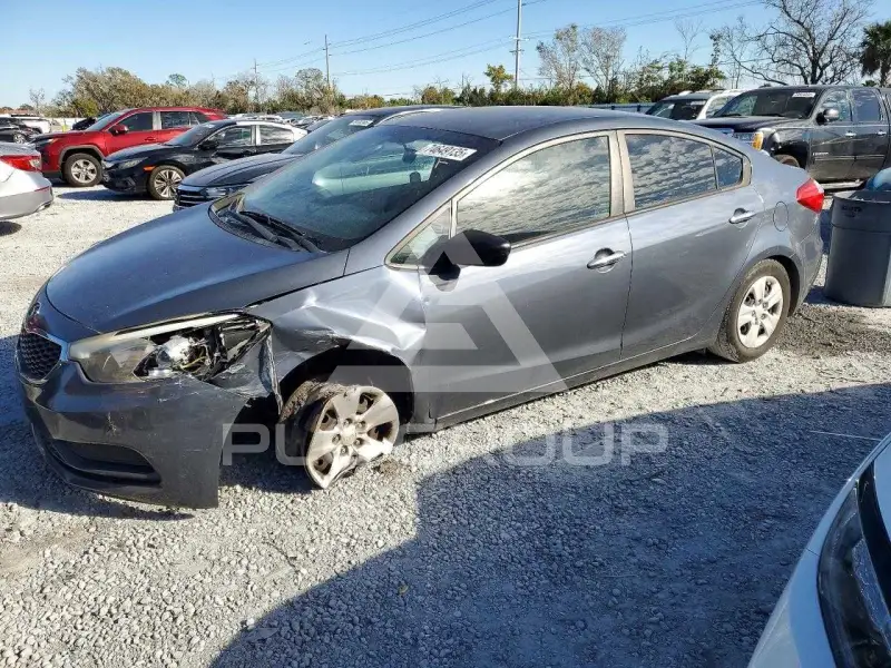 2016 KIA Forte фото