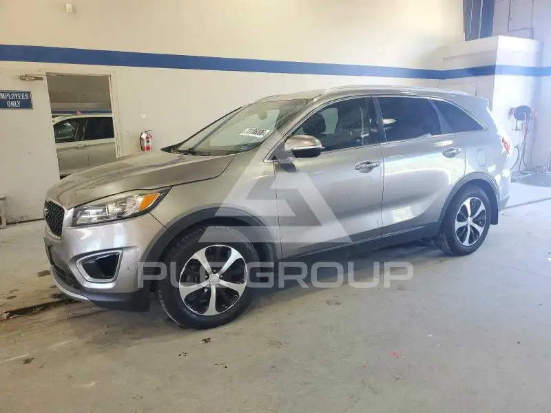 2016 KIA Sorento photo