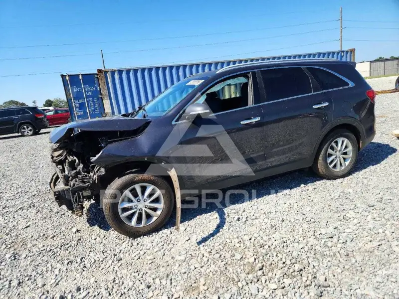 2016 KIA Sorento photo
