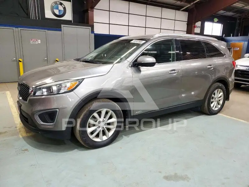 2016 KIA Sorento photo