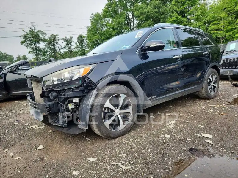 2016 KIA Sorento photo