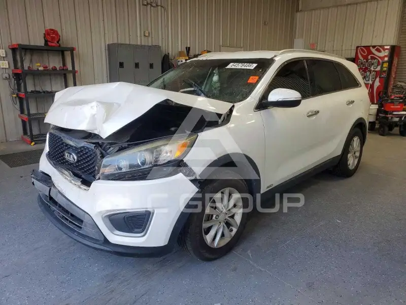 2016 KIA Sorento photo