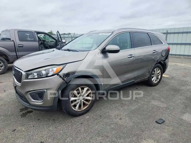 2016 KIA Sorento photo
