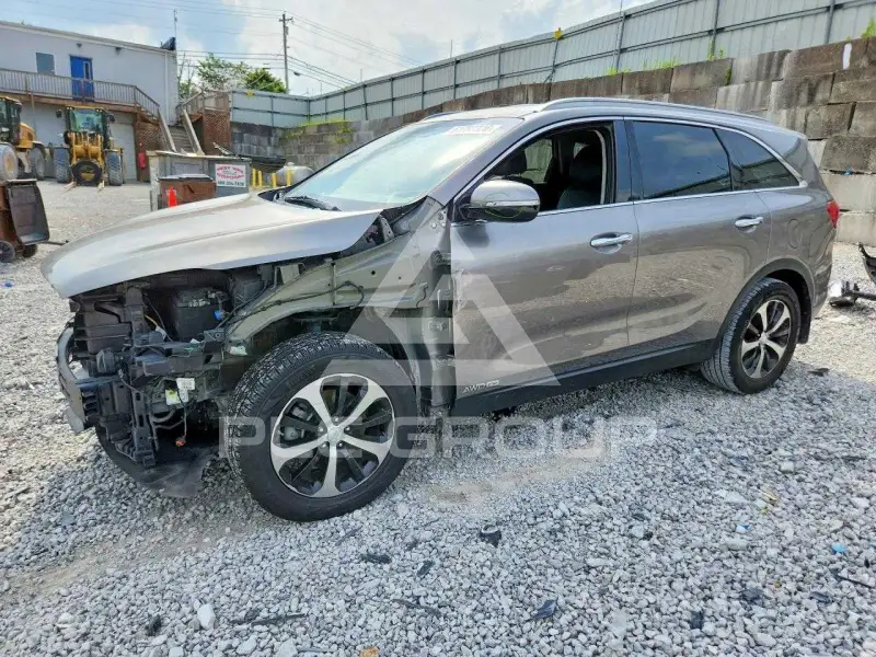2016 KIA Sorento photo