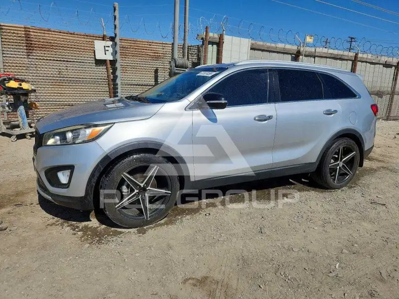 2016 KIA Sorento photo