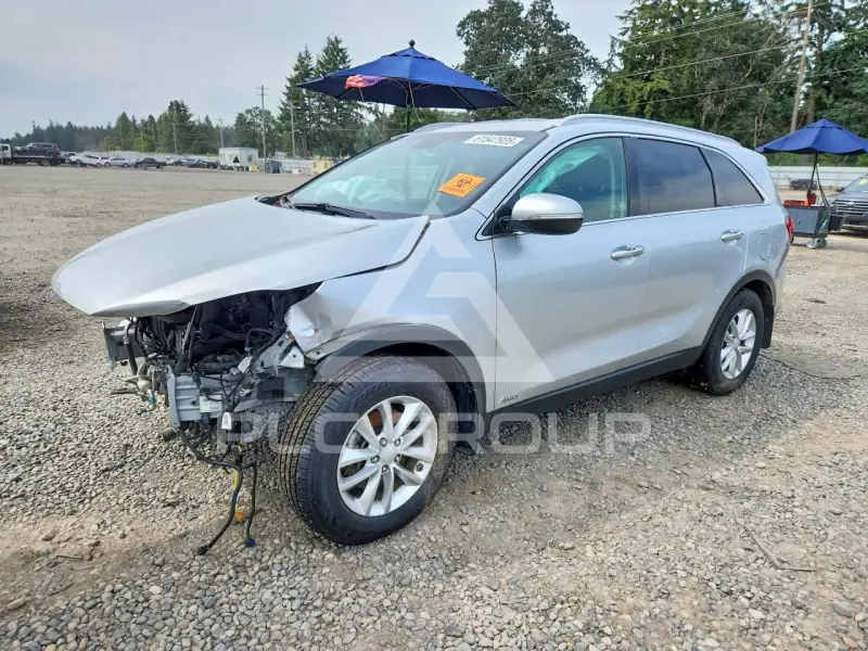 2016 KIA Sorento photo