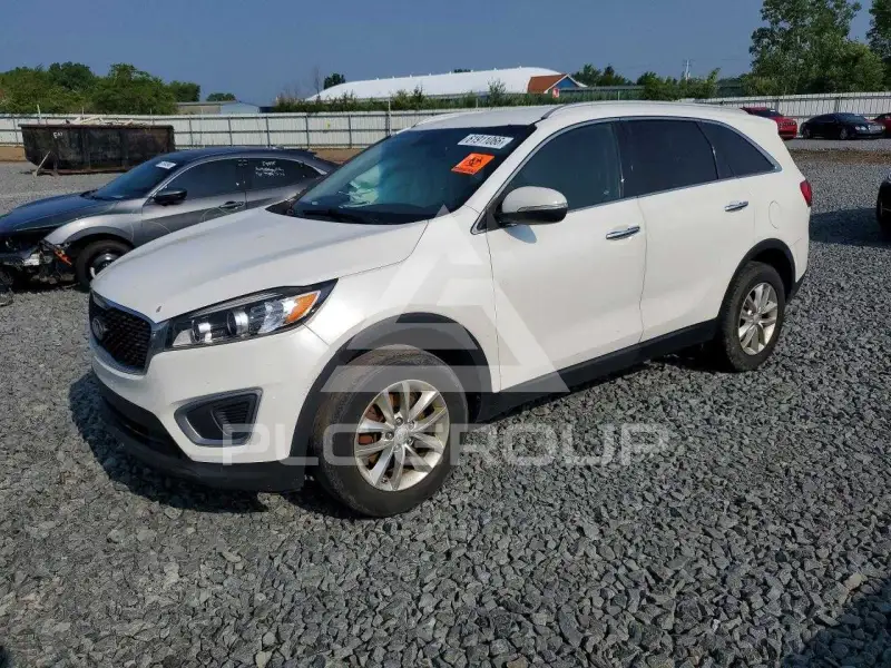 2016 KIA Sorento photo