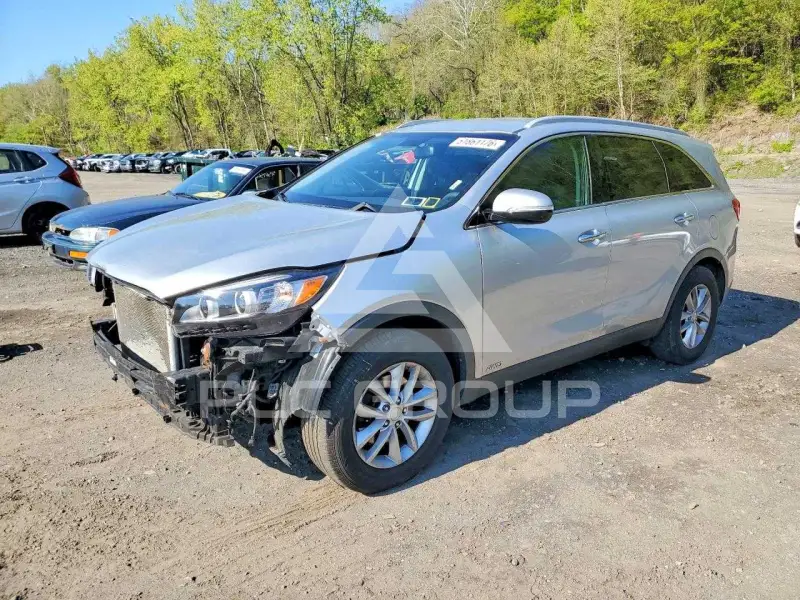 2016 KIA Sorento photo