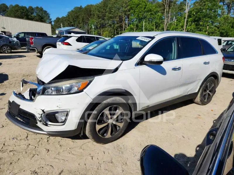 2016 KIA Sorento photo