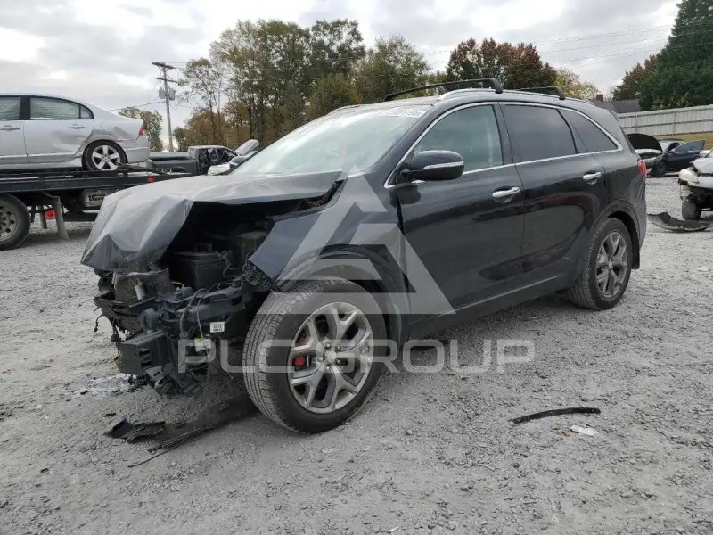 2016 KIA Sorento photo