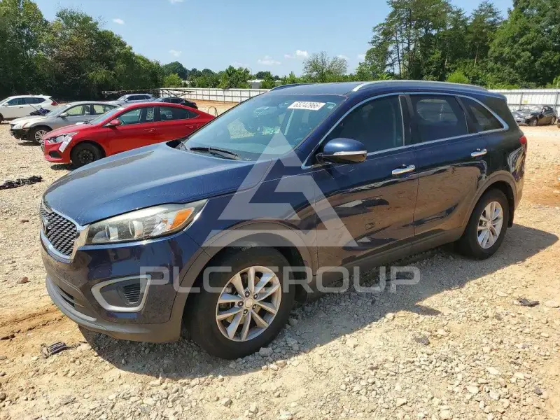 2016 KIA Sorento photo