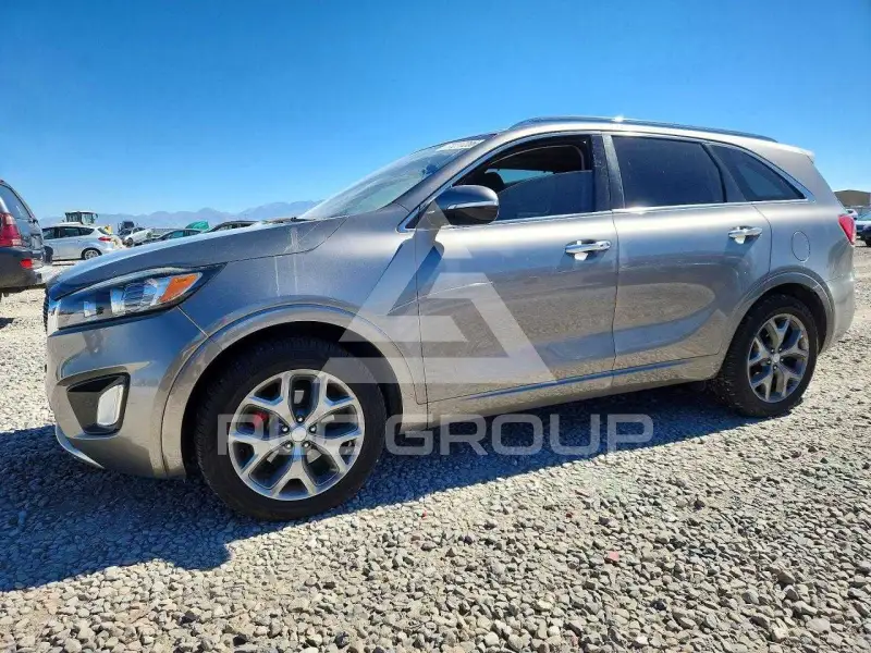 2016 KIA Sorento photo