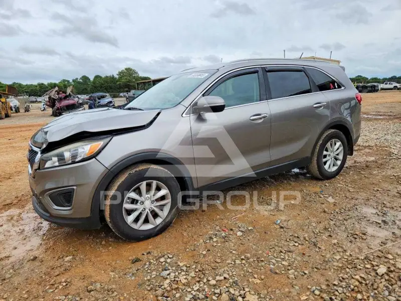 2016 KIA Sorento photo