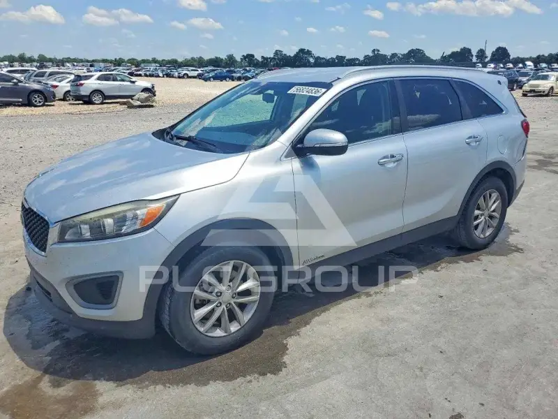 2016 KIA Sorento photo