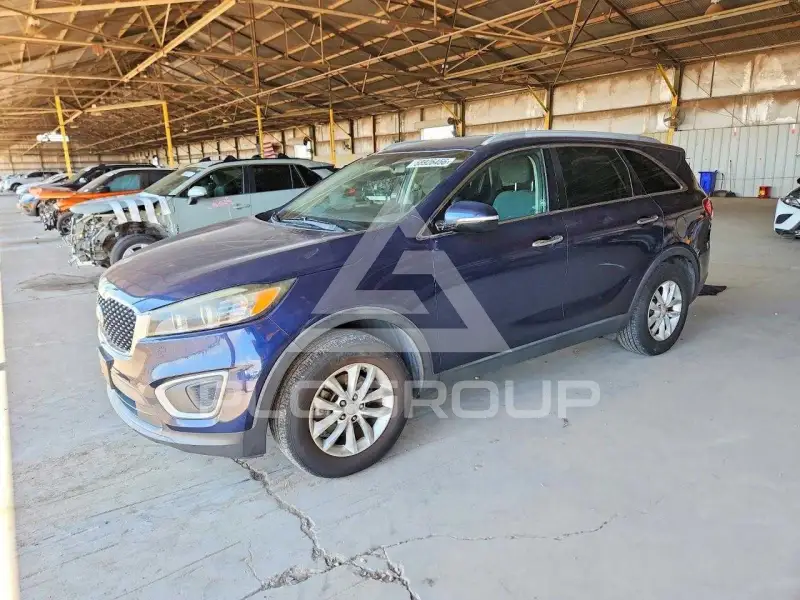 2016 KIA Sorento photo