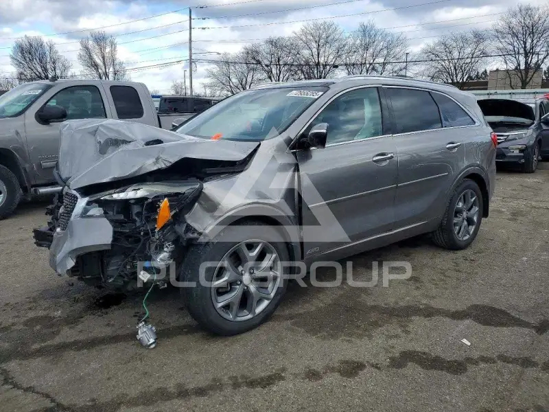 2016 KIA Sorento photo