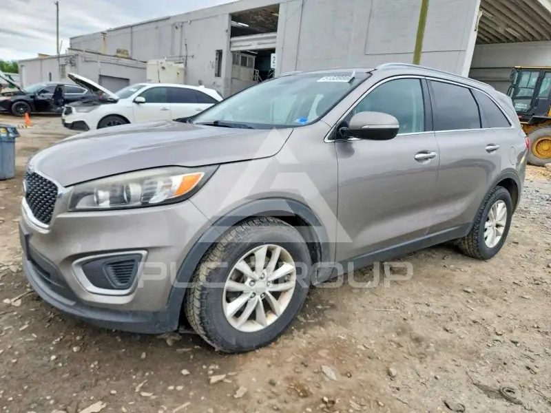 2016 KIA Sorento photo