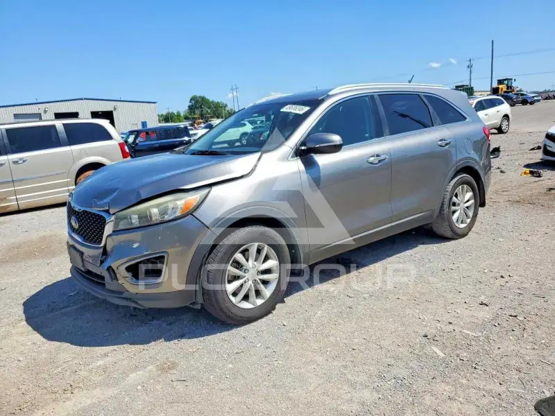 2016 KIA Sorento photo