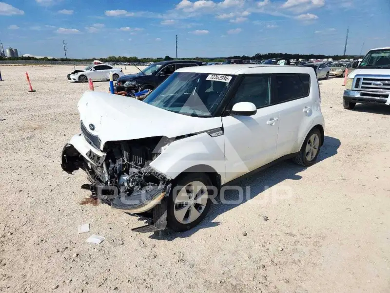 2016 KIA Soul photo