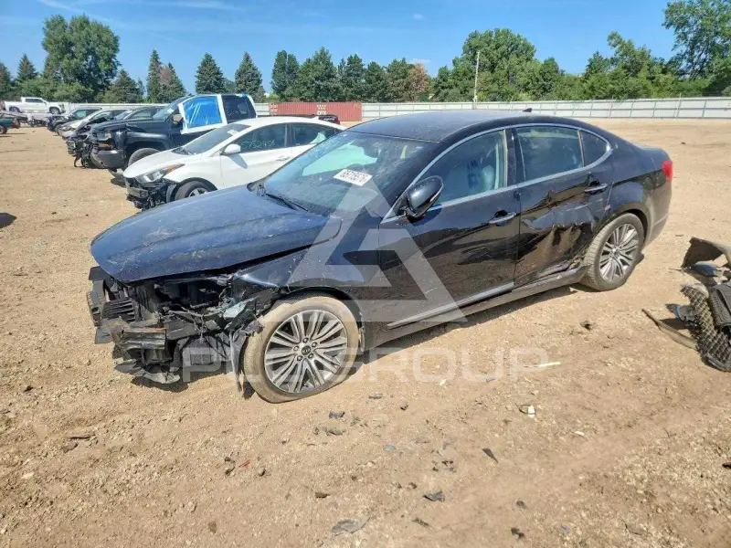 2016 KIA Cadenza photo