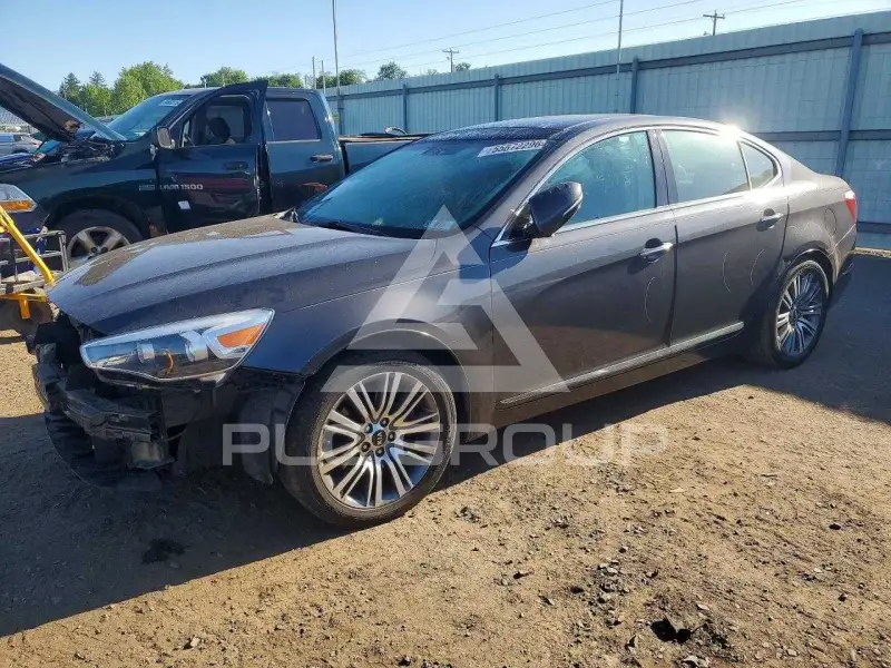 2016 KIA Cadenza photo