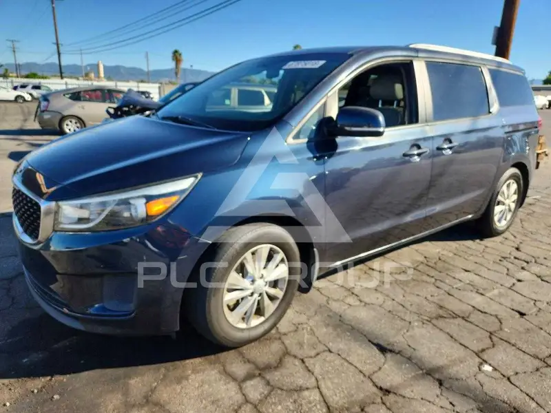 2016 KIA Sedona фото