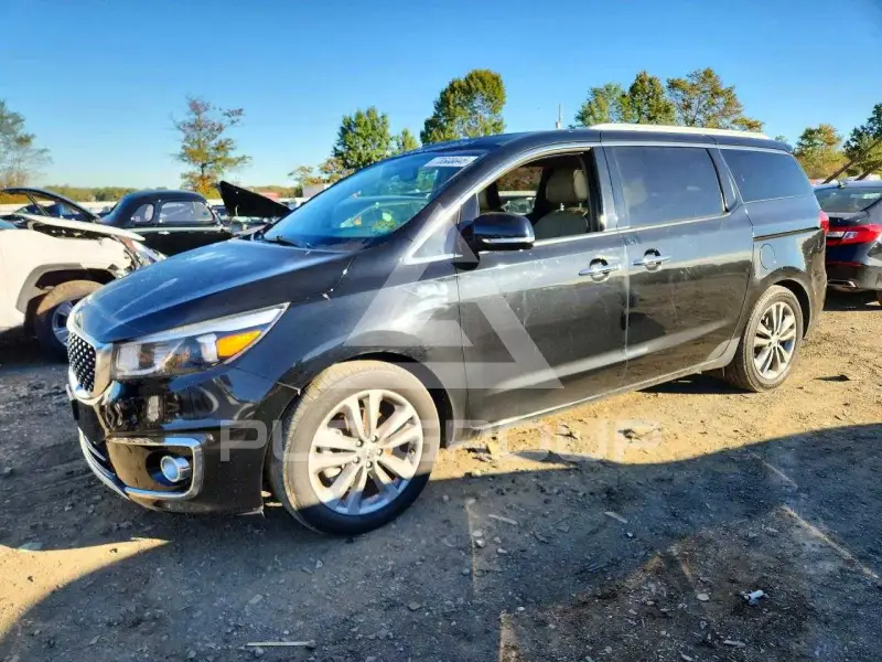 2016 KIA Sedona photo