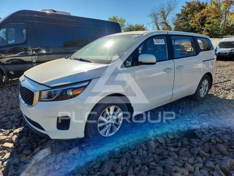 2016 KIA Sedona фото