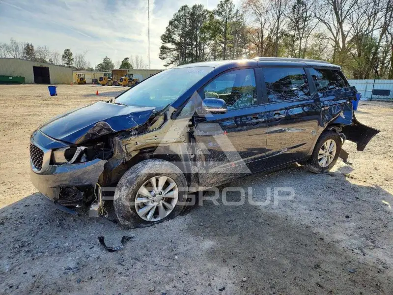 2016 KIA Sedona фото