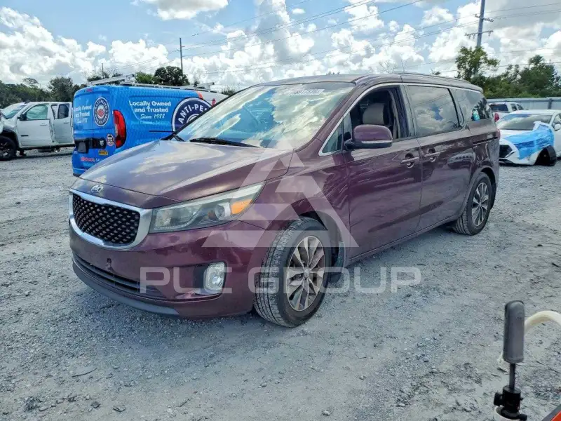 2016 KIA Sedona photo