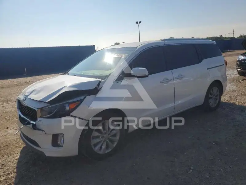 2016 KIA Sedona фото