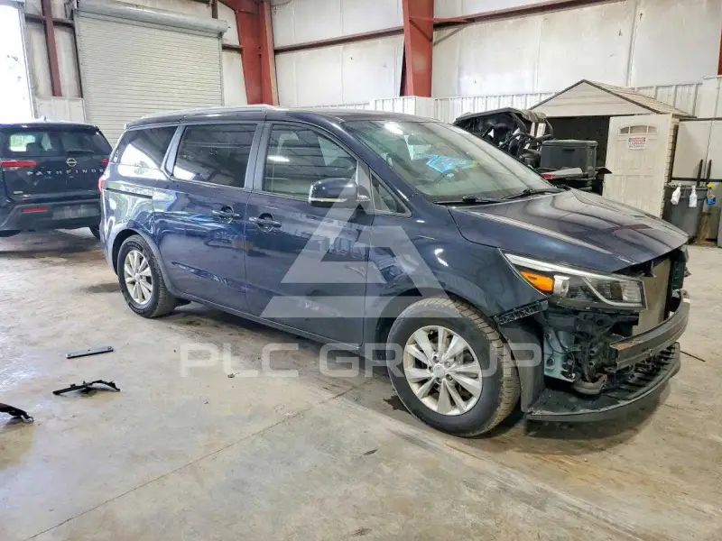 2016 KIA Sedona фото