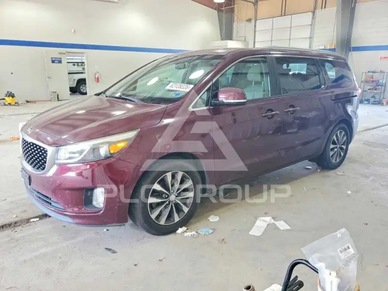 2016 KIA Sedona photo
