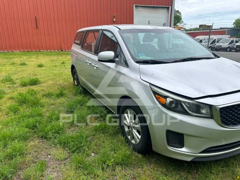 2016 KIA Sedona фото