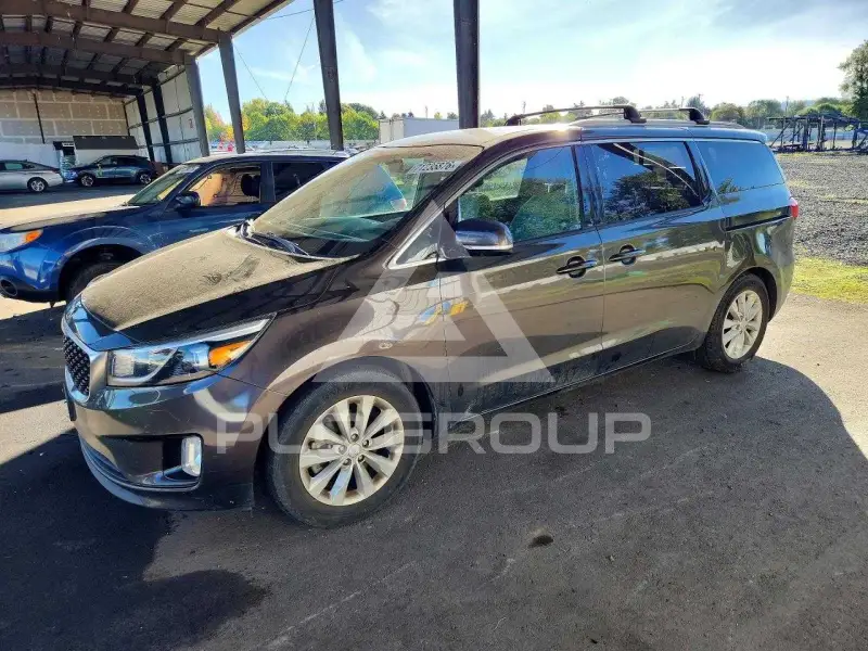 2016 KIA Sedona photo