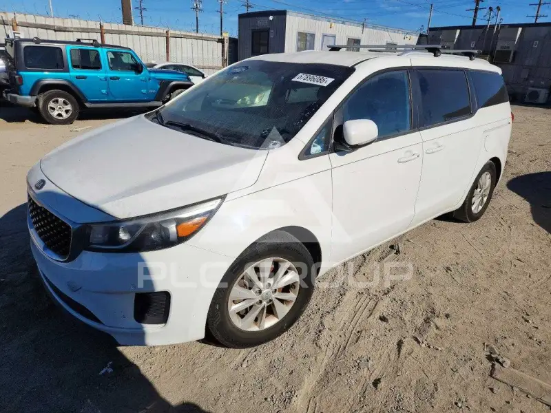 2016 KIA Sedona photo