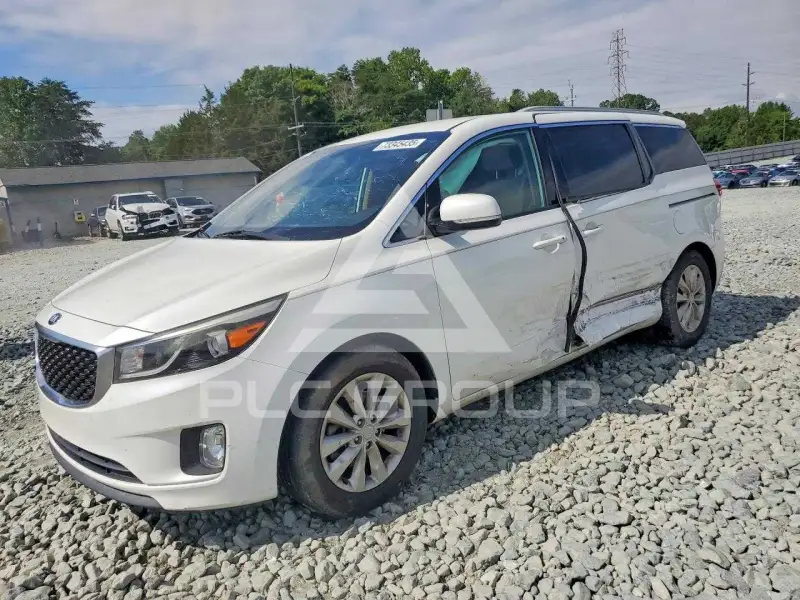 2016 KIA Sedona фото