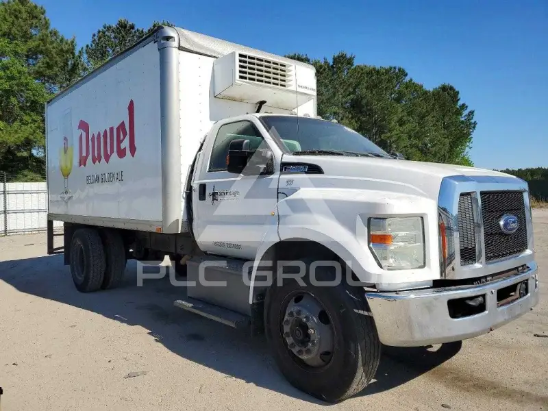 2016 Ford F-650 photo