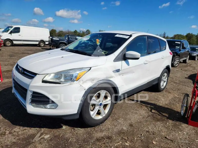 2016 Ford ESCAPE photo