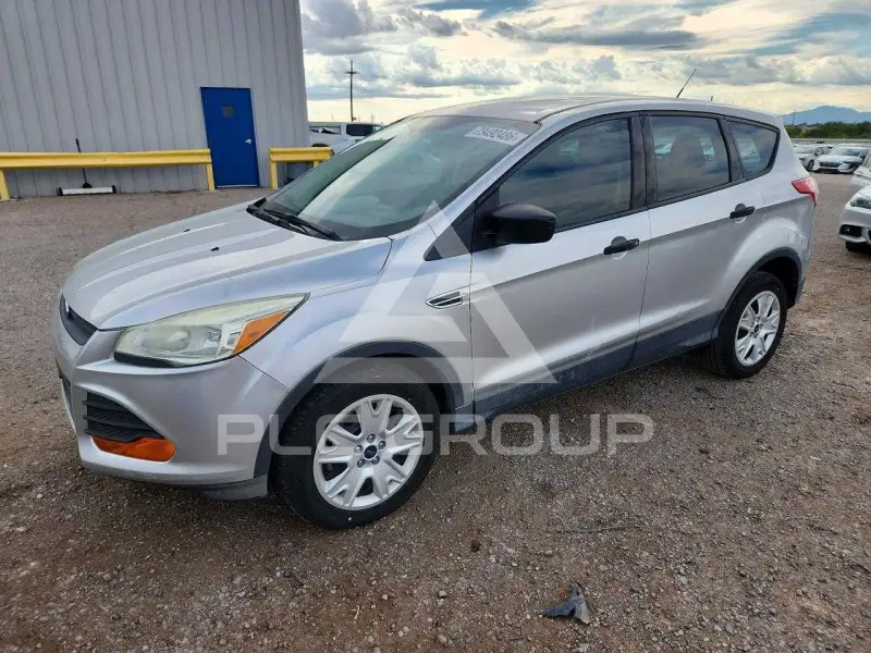 2016 Ford ESCAPE photo