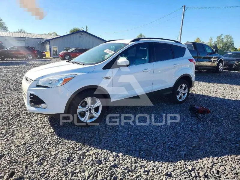 2016 Ford ESCAPE photo